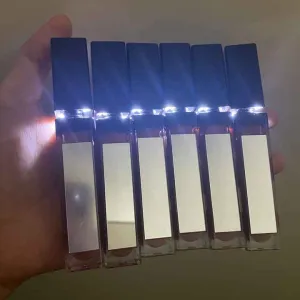 أحمر شفاه بأصبغة لامعة مقاومة للماء   label lipstick makeup waterproof lipstick.