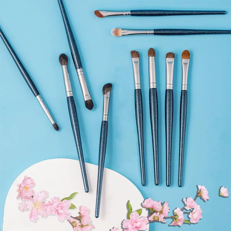 4PCS Eyeshadow & Concealer Makeup Brush Set