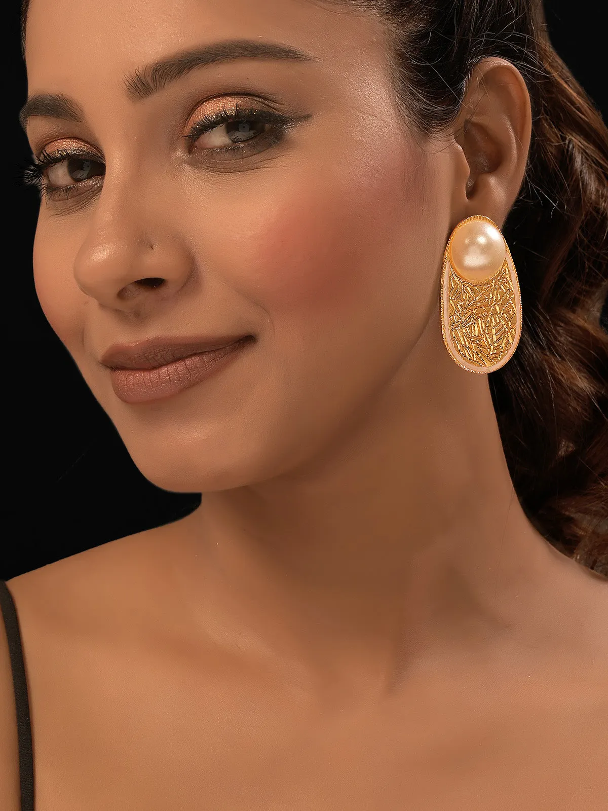 Arieza Earrings