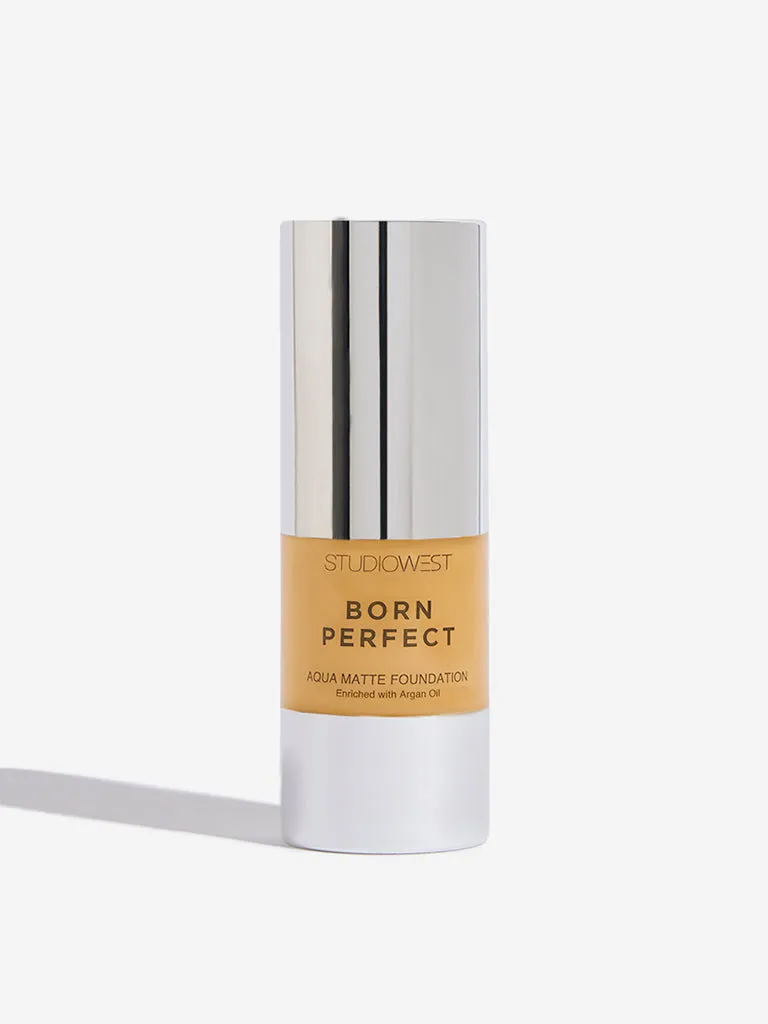 Studiowest Almond Born Perfect Aqua Matte Foundation - 23 ml